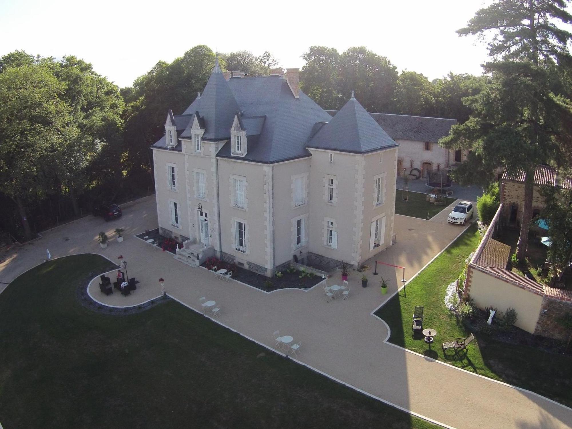 Gîte L'Orangerie Mouchamps Exterior foto